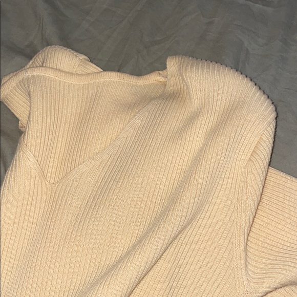 Cream Ribbed Knit Top - Picture 3 of 3